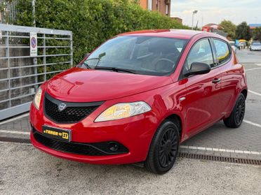 Lancia Ypsilon 1.0 FireFly Hybrid Ecochic Silver GARANTITA