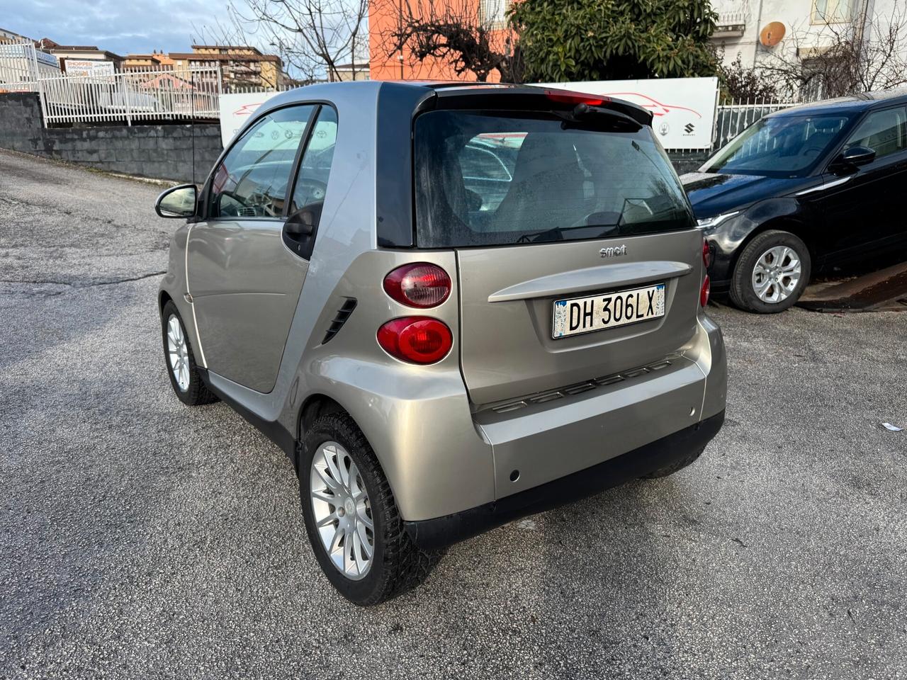 Smart ForTwo 1000 52 kW coupé limited one