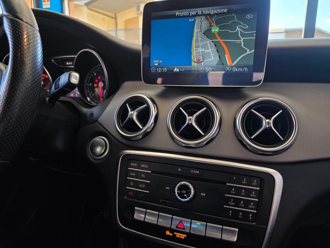 Mercedes-benz GLA 200d Automatic 4Matic Sport