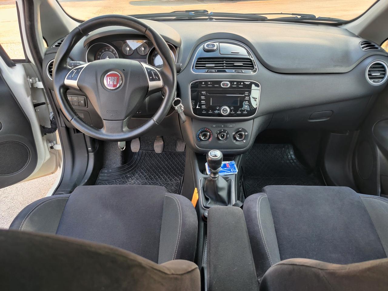 Fiat Punto 1.4 8V 5 porte Natural Power Lounge2015