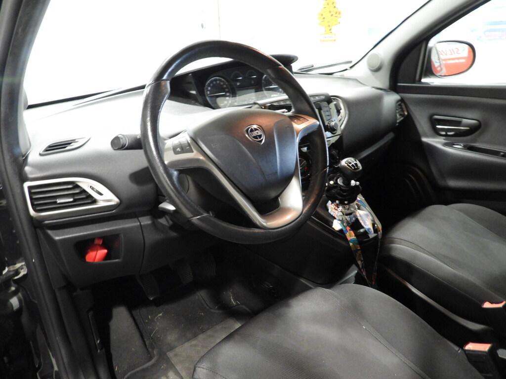 Lancia Ypsilon 5 Porte 1.2 Gold