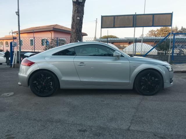AUDI TT Coupé 3.2 V6 quattro S tronic
