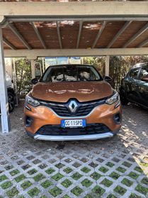 Renault Captur Hybrid E-Tech 145 CV Intens