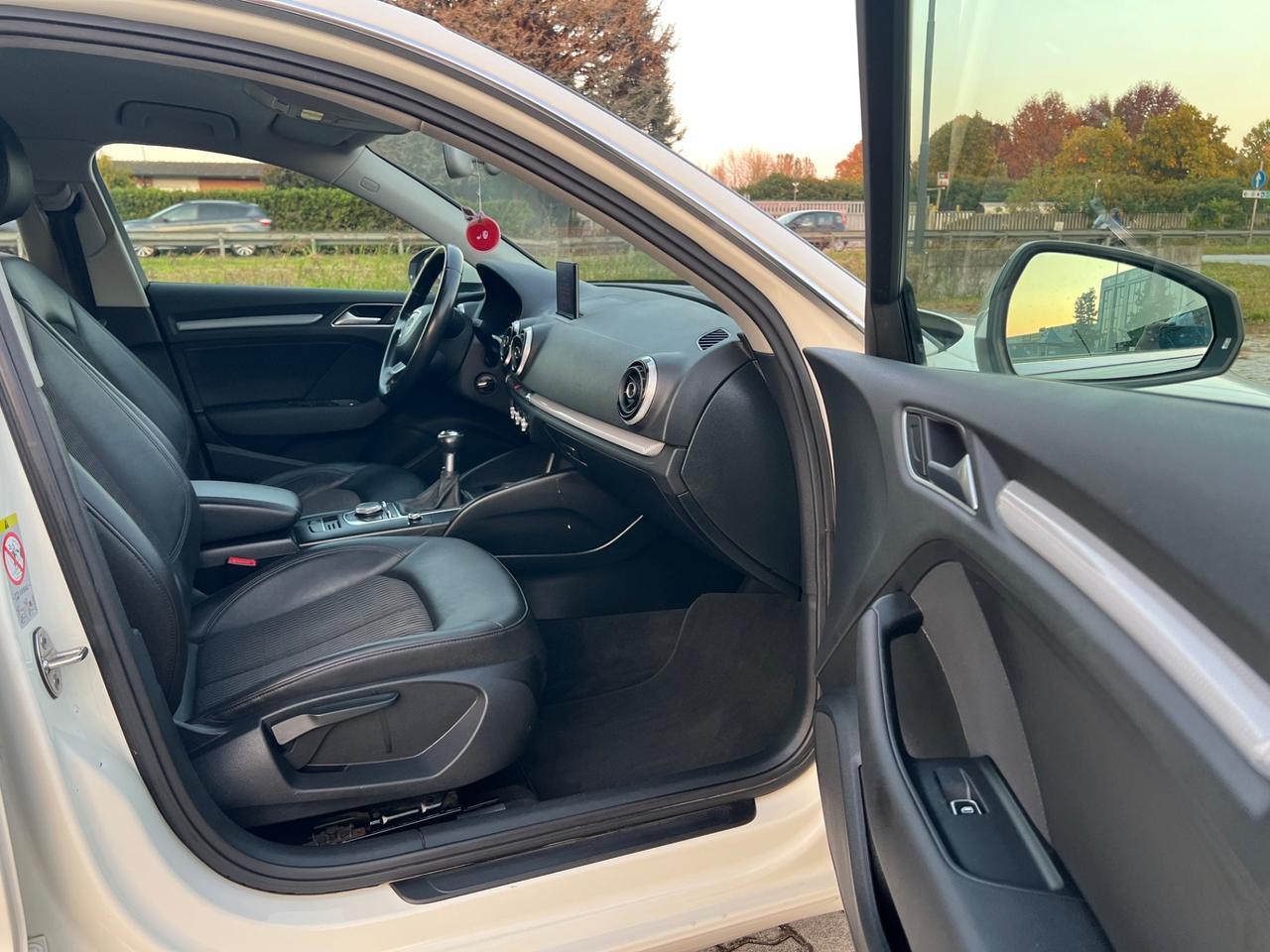 Audi A3 SPB 1.6 TDI Ambiente