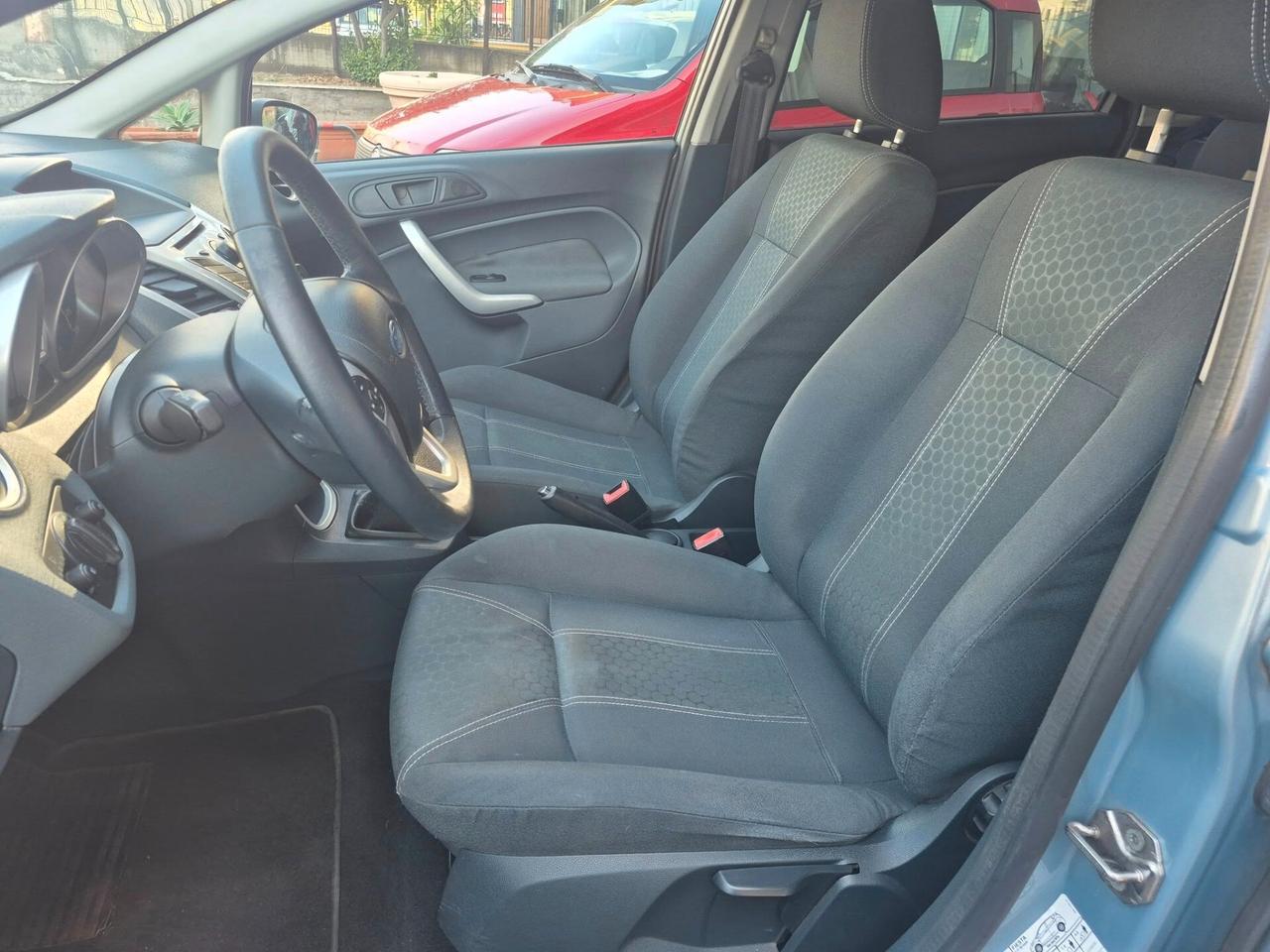 Ford Fiesta 1.4 TDCi 5p. Titanium
