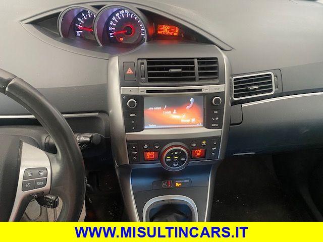 TOYOTA Verso 1.6 D-4D Active, Neopatentati