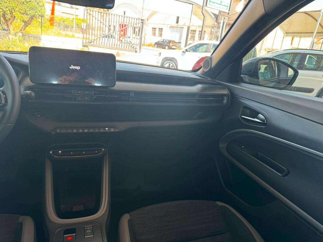Jeep Avenger 1.2 Turbo 110 CV MHEV Summit