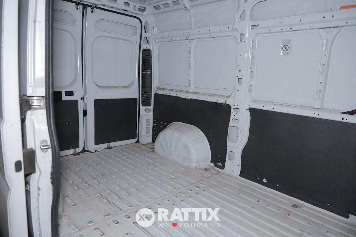 Peugeot Boxer 2.2 BlueHDI 140CV L2H2 Premium (IVA ESCLUSA)