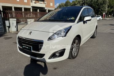 PEUGEOT 5008 2.0 HDi 150CV Business