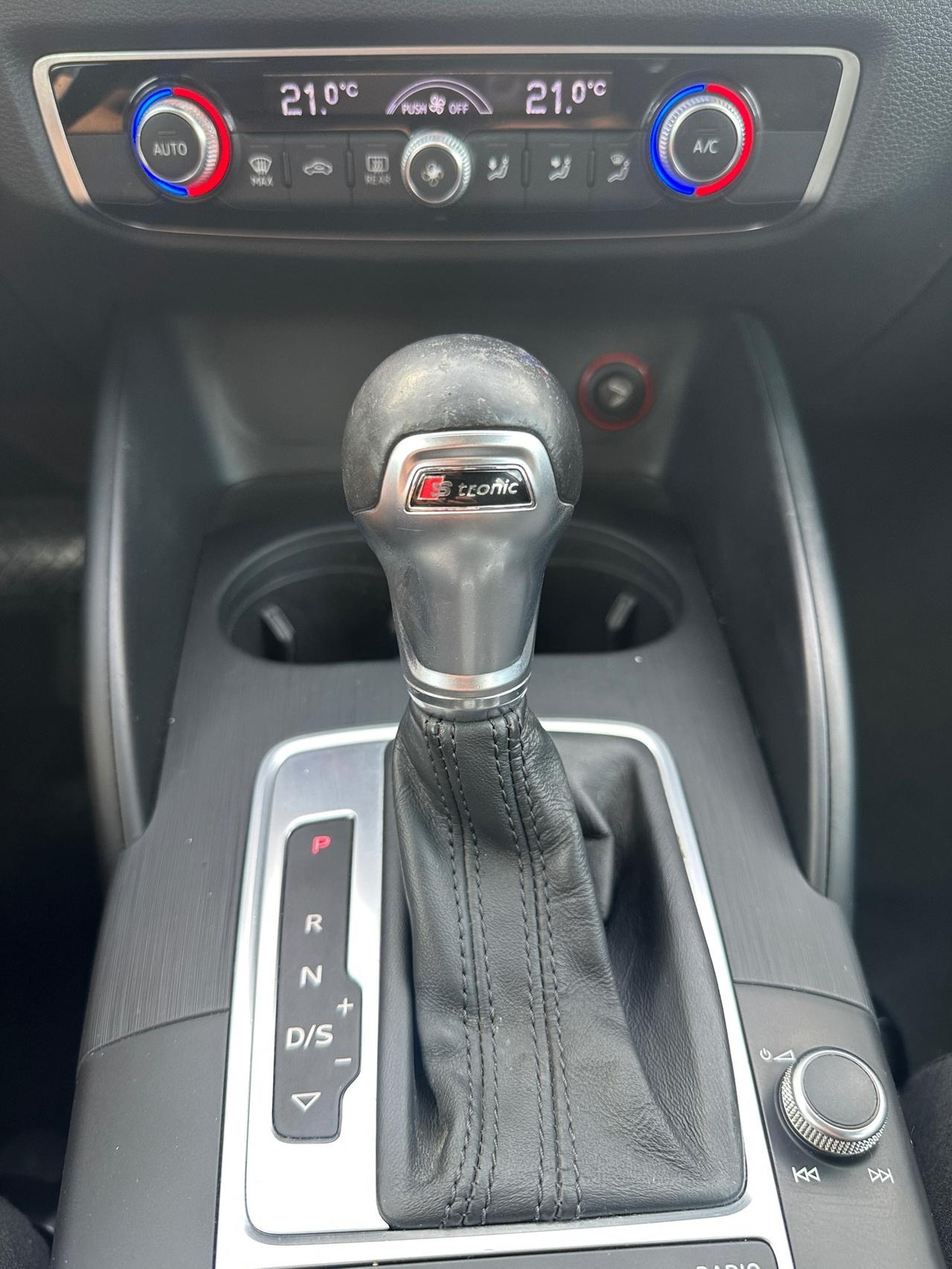 Audi A3 1.6 TDI clean diesel S tronic Ambiente - 2015