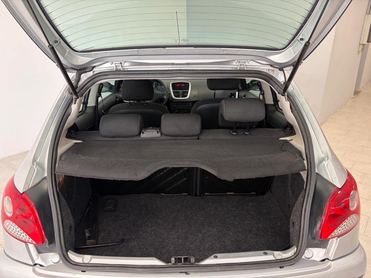 Peugeot 206 Plus 1.1 60CV 3p. km 68.000 Nuova !