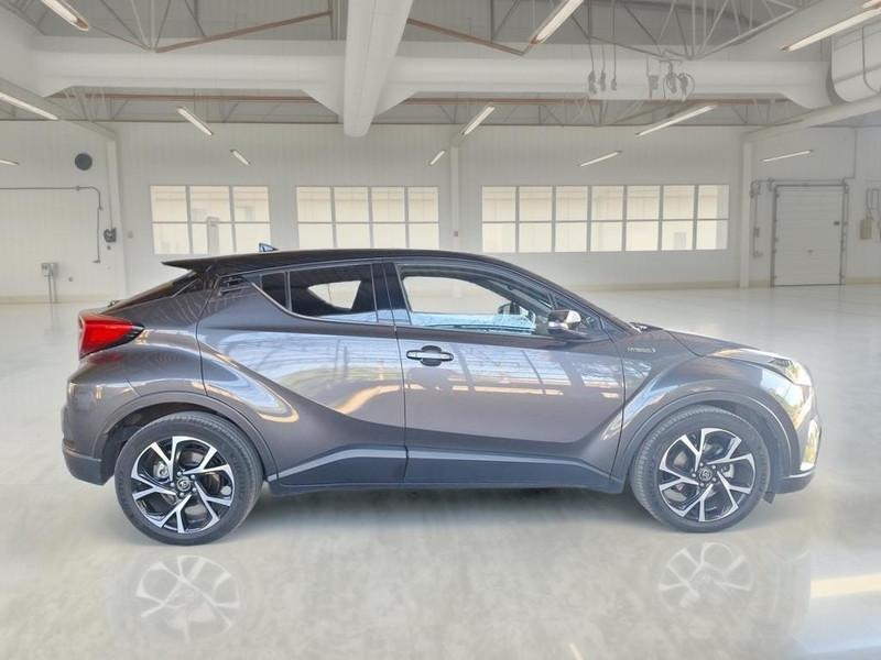 TOYOTA C-HR 1.8H 98CV E-CVT Dynamic
