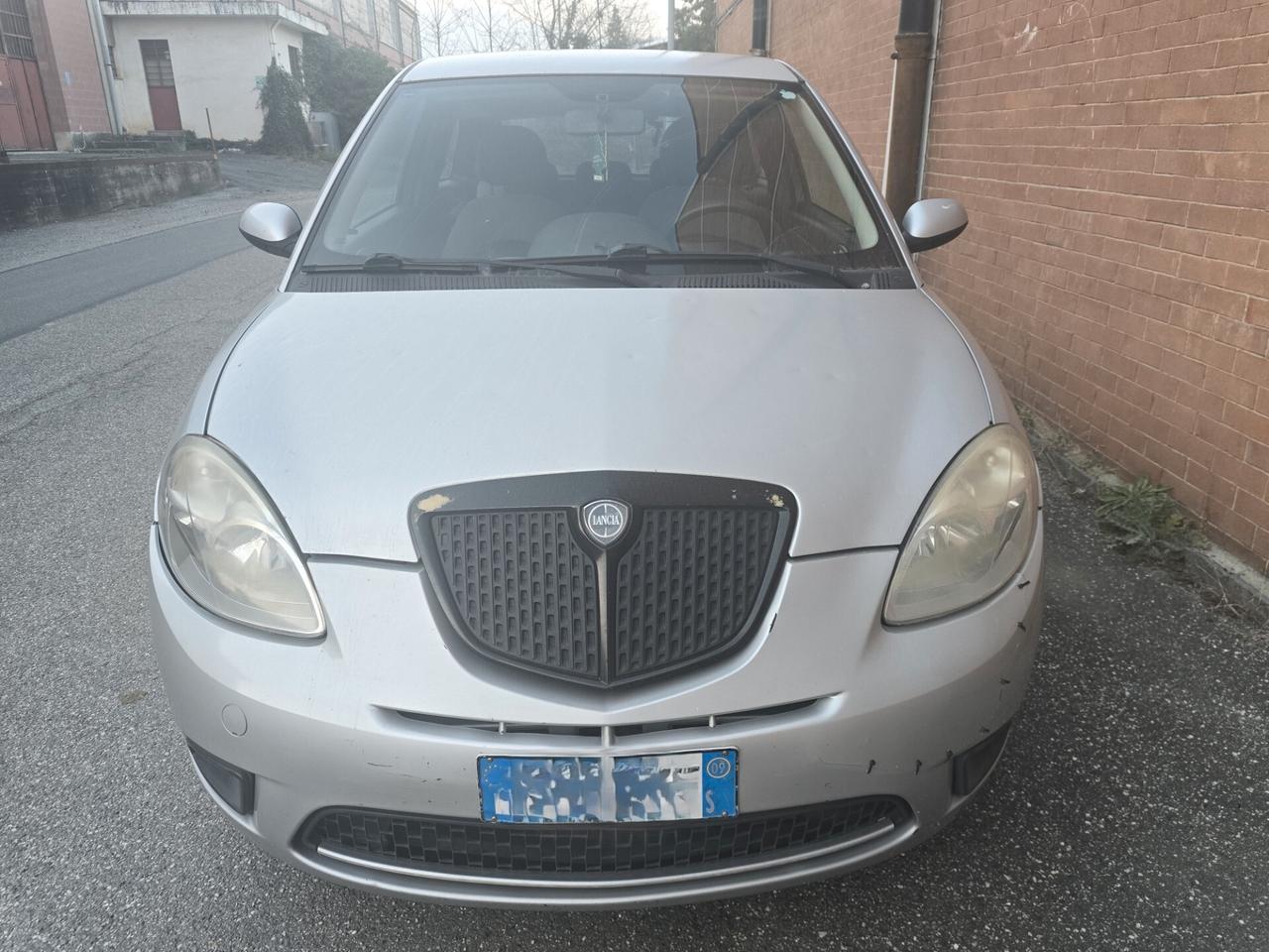 Lancia Ypsilon 1.2 Argento GPL!!!