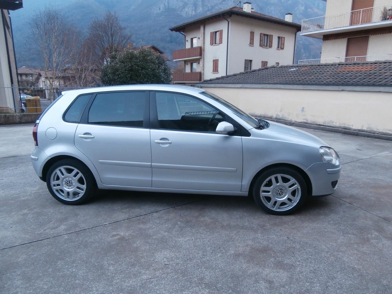 Volkswagen Polo 1.4/80CV TDI DPF 5p. Sportline