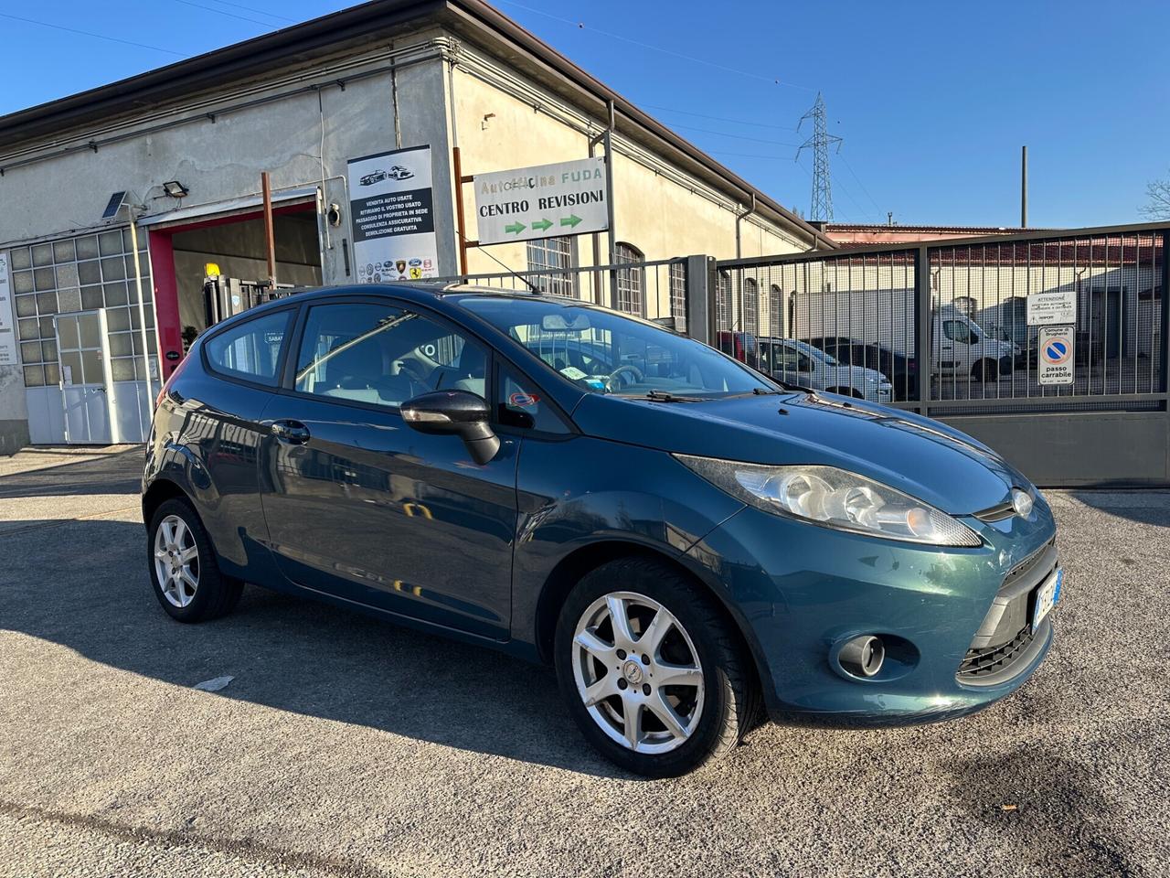 Ford Fiesta Fiesta 1.4 3 porte Bz.- GPL