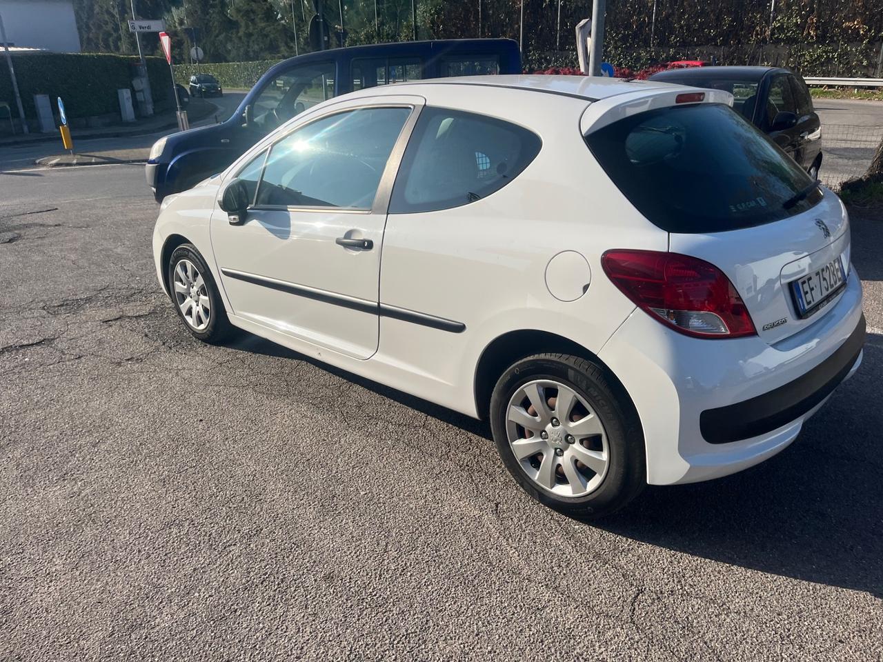 Peugeot 207 1.4 HDi 70CV FAP 3p. XAD Van/2Posti/neopatentato/unico proprietario