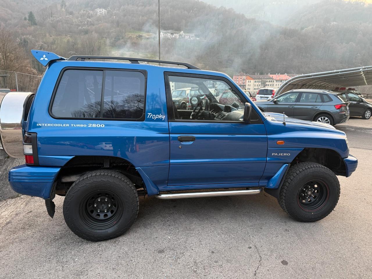 Mitsubishi Pajero 2.8 TDI Target Trophy 125cv