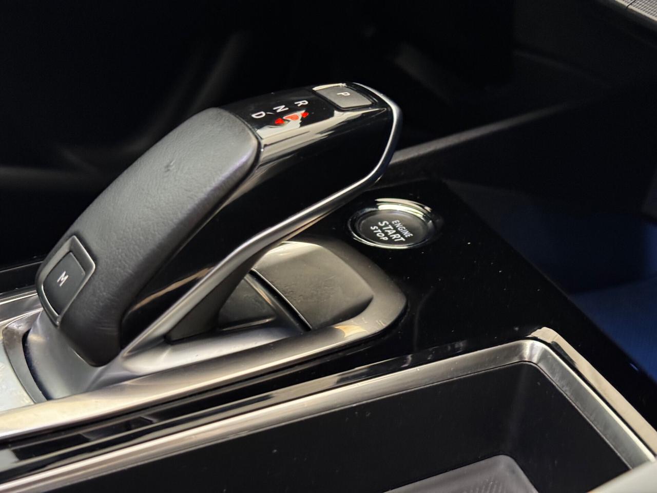 Peugeot 3008 BlueHDi 130 S&S EAT8 Allure Pack PROMO!