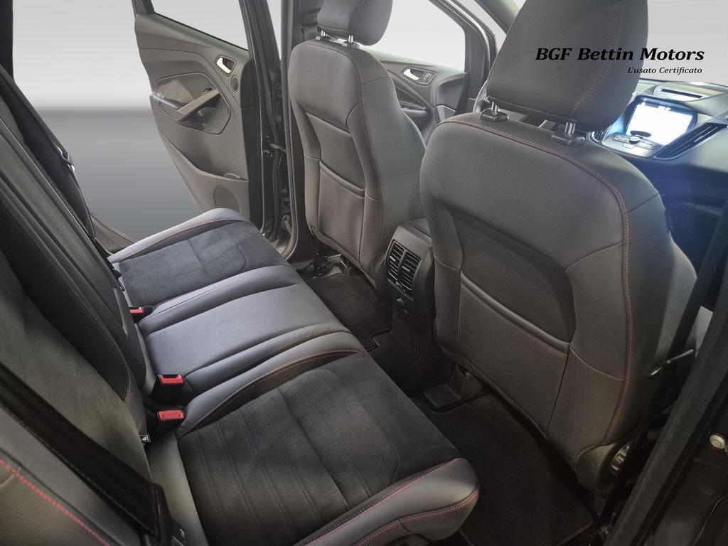 Ford Kuga 2.0 tdci ST-line s&s 2wd 120cv powershift my19.25