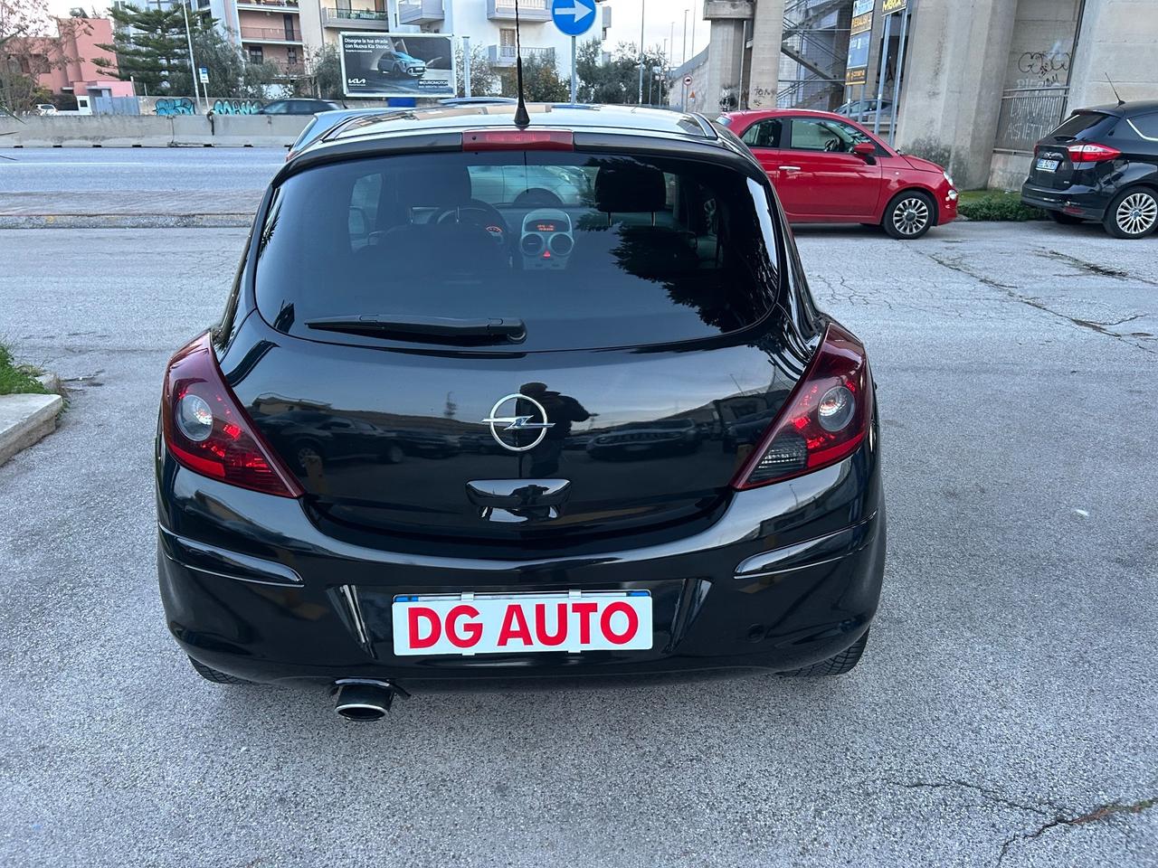 Opel Corsa 1.3 CDTI 90 cavalli 2008 140.000 km