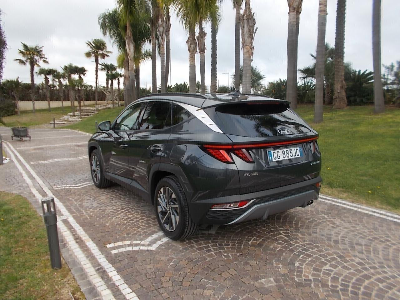 Hyundai Tucson X-LINE 1.6 CRDi 115cv da VETRINA