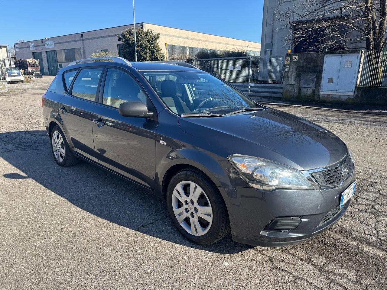 Kia Ceed Sportswagon 1400cc 90cv neopatentati 124000 km