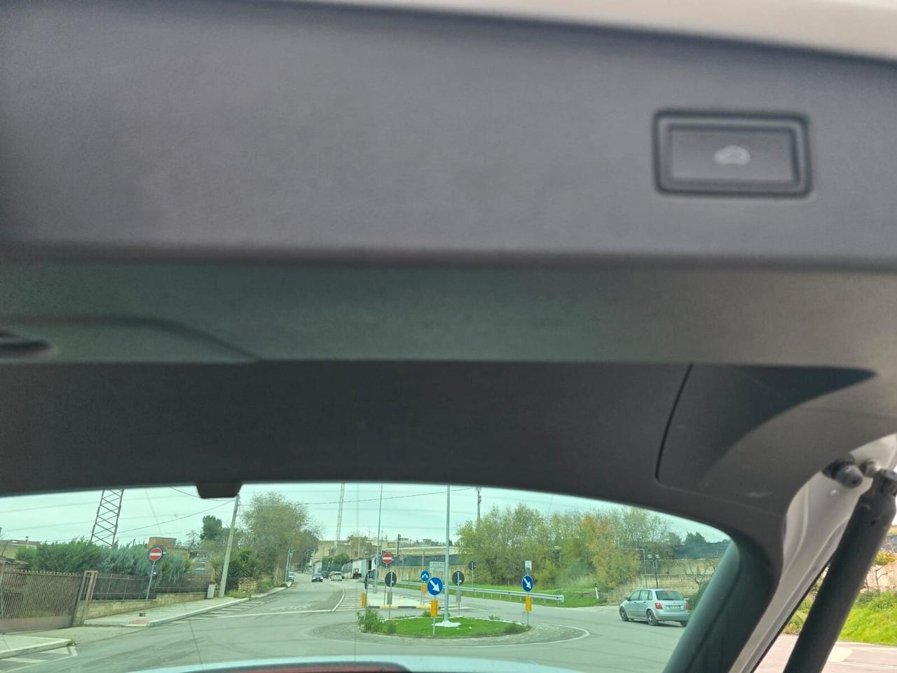 Volkswagen Tiguan 2.0 TDI 150 CV SCR DSG R-Line