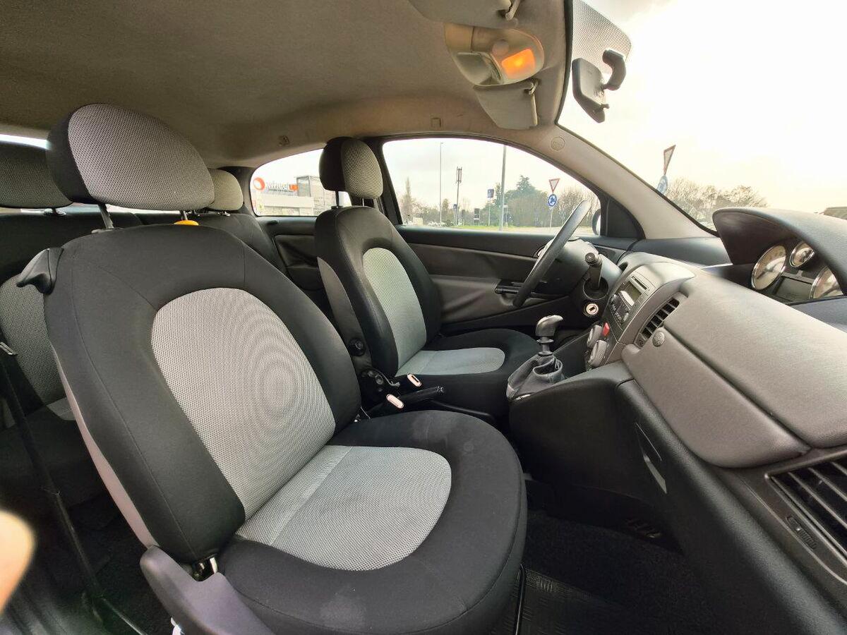 Lancia Ypsilon 1.2 8v 100