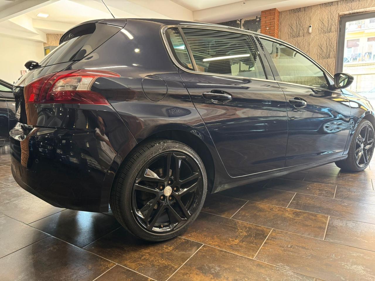 Peugeot 308 1.6 e-HDi 115 CV Stop&Start Business