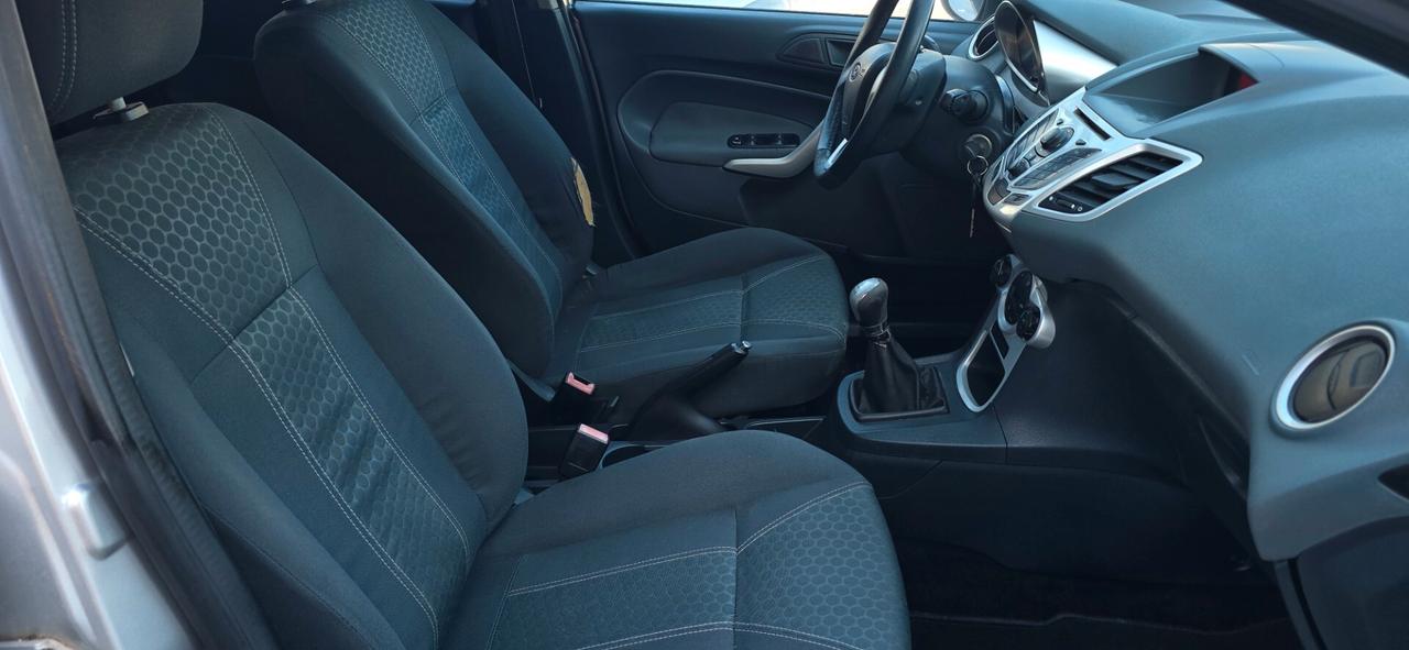 Ford Fiesta 1.4 TDCi 5p. Ghia