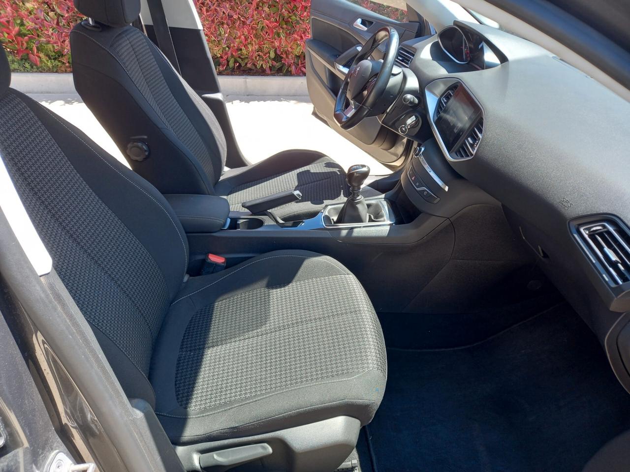 Peugeot 308 1.5 HDI 2020