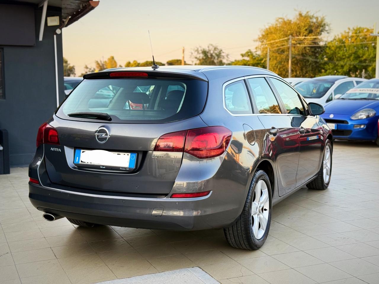 Opel Astra 2.0 CDTI 165CV Sports Tourer Cosmo S