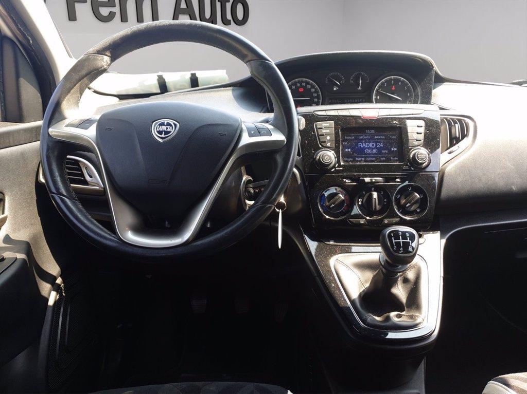 LANCIA Ypsilon 0.9 t.air silver ecochic metano 80cv del 2016