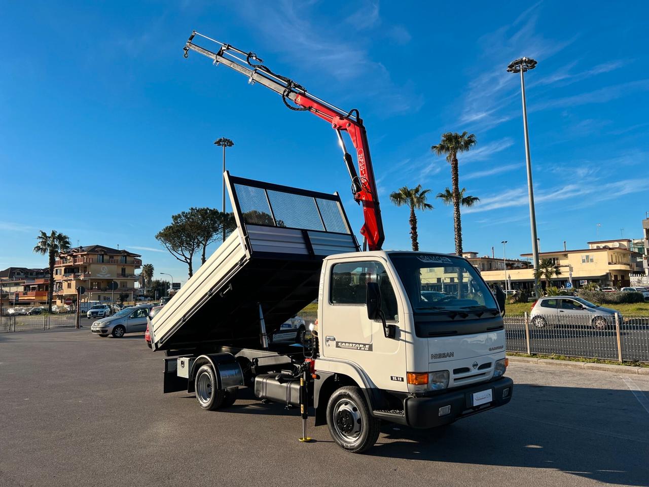 NISSAN CABSTAR GRU E RIBALTABILE ANNO 2001 CILINDRATA 3000