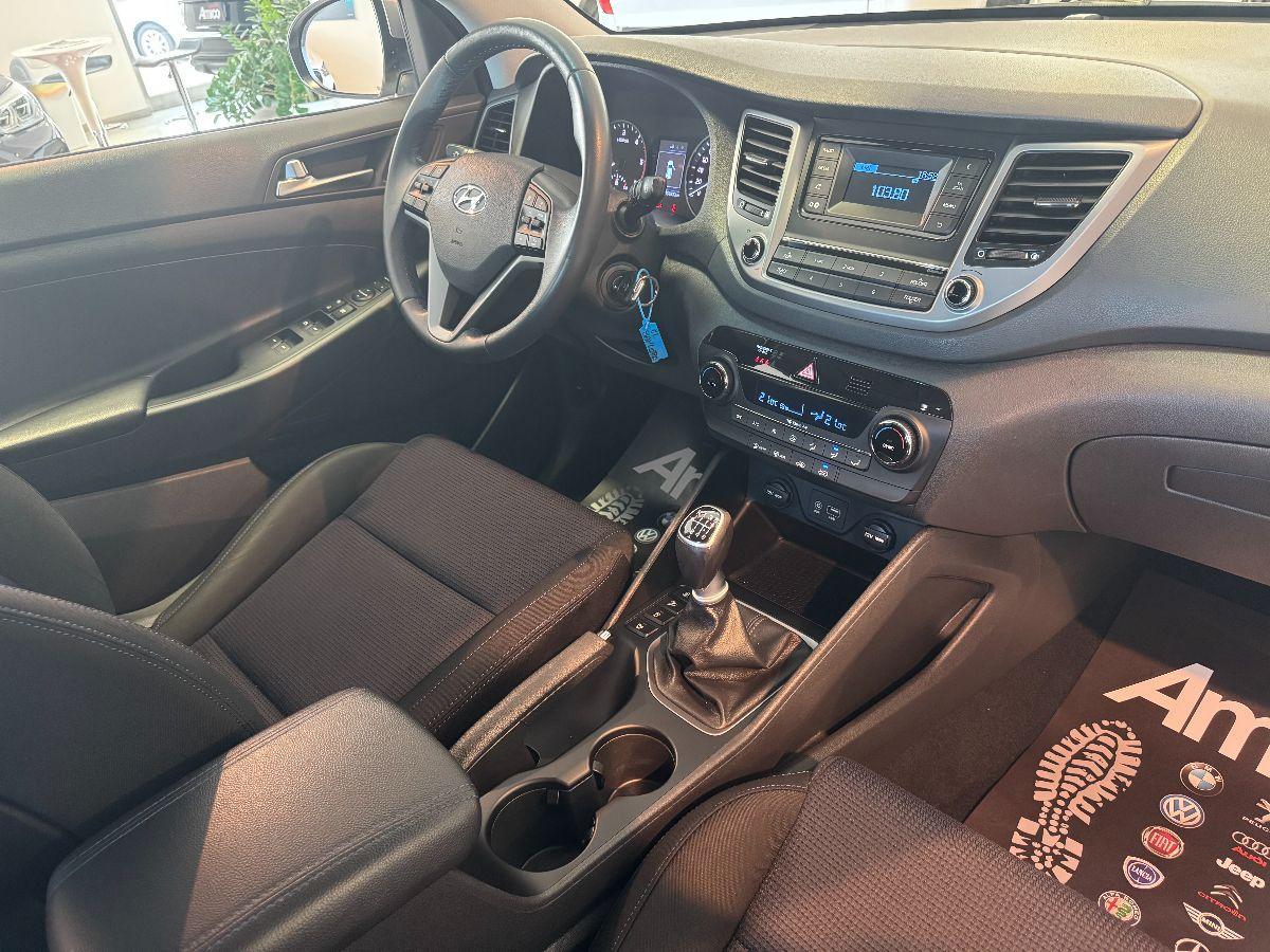 HYUNDAI Tucson 1.7 CRDi XPossible