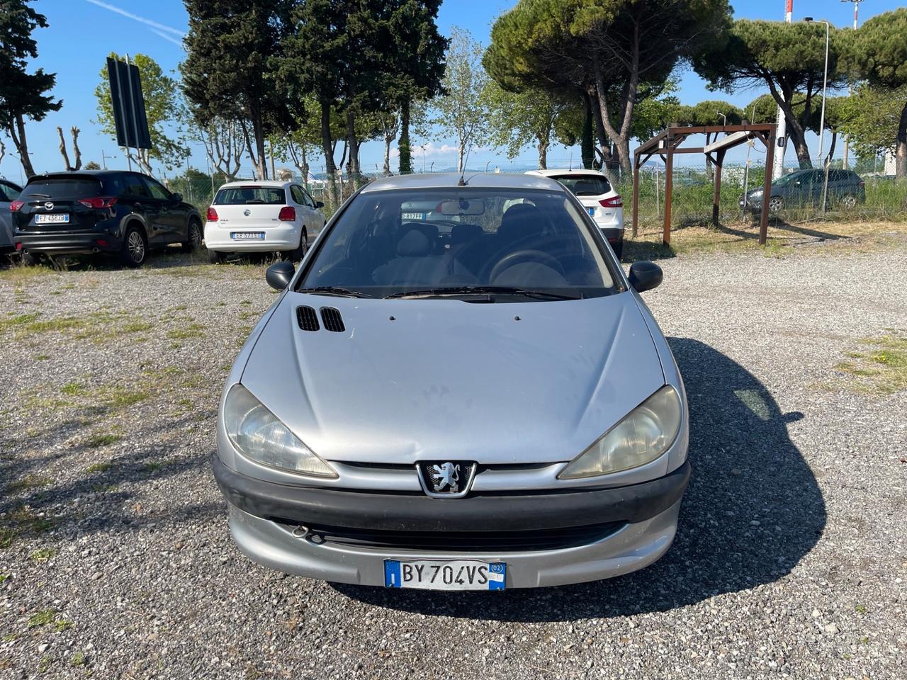 Peugeot 206 1.4 3p. X-Line