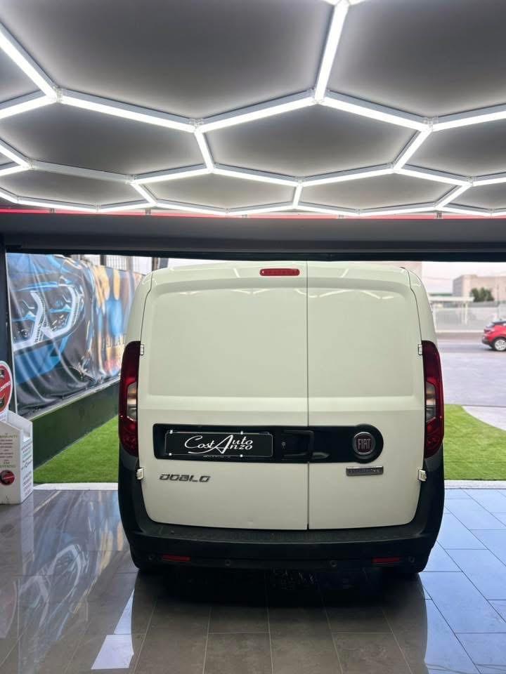 Fiat Doblo 1.3 Multijet 95 cv 2018 3 POSTI
