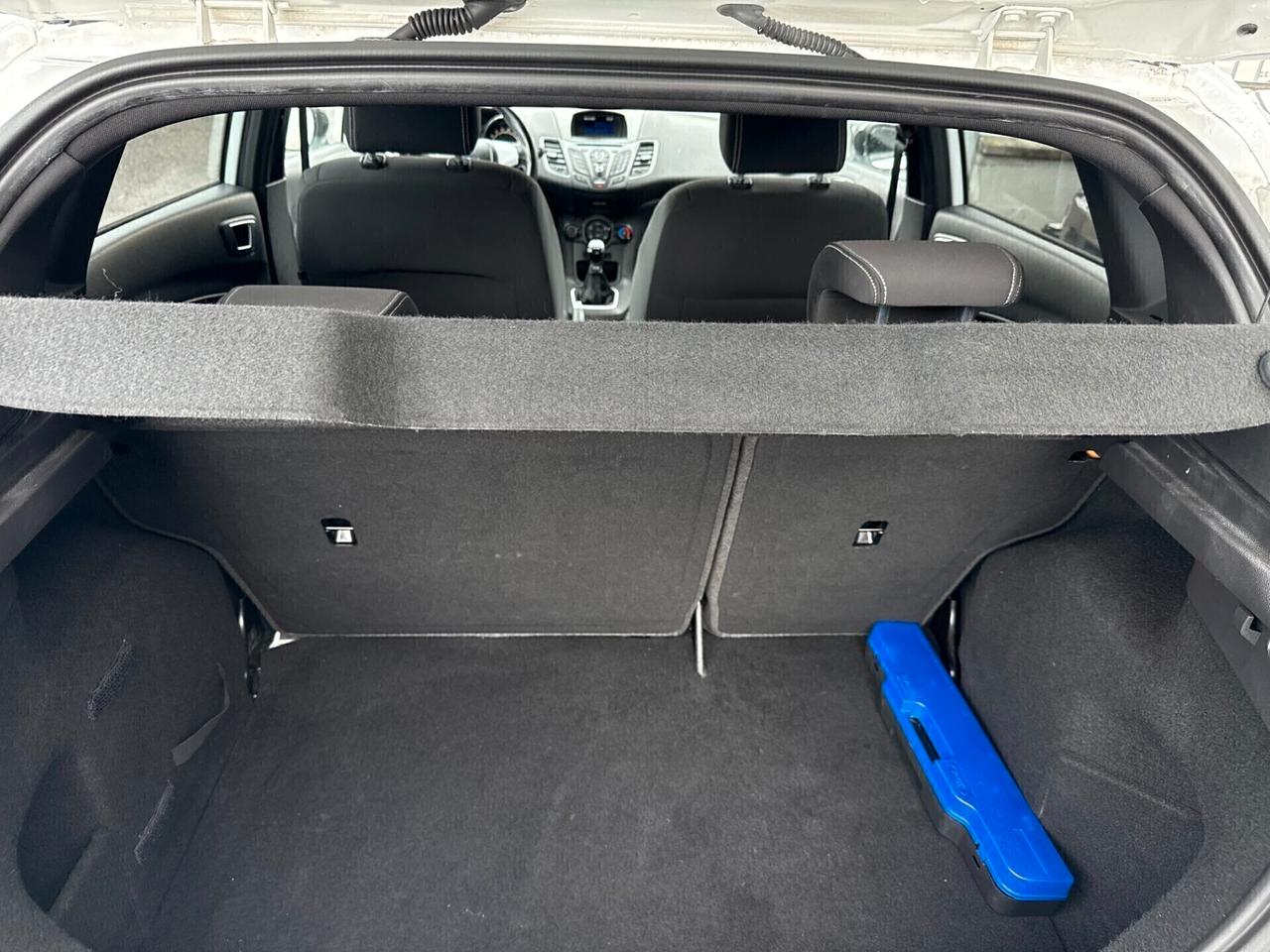 Ford Fiesta 5p 1.5 tdci / EURO 6/ NEOPATENTATI