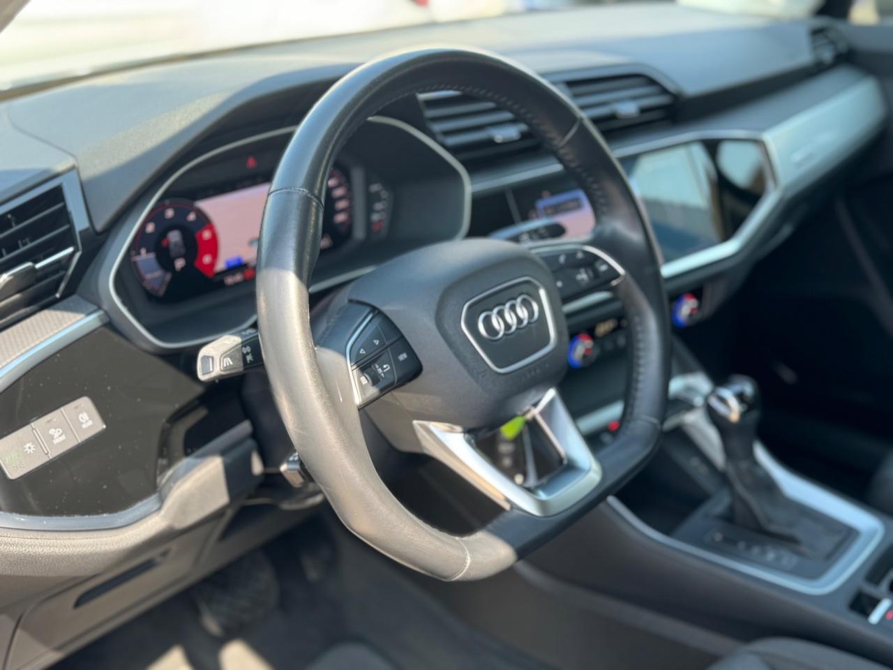 Audi Q3 35 TDI S tronic Business Advanced