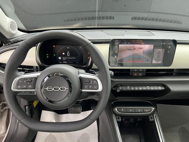FIAT 600 Hybrid 100 CV DCT MHEV La Prima