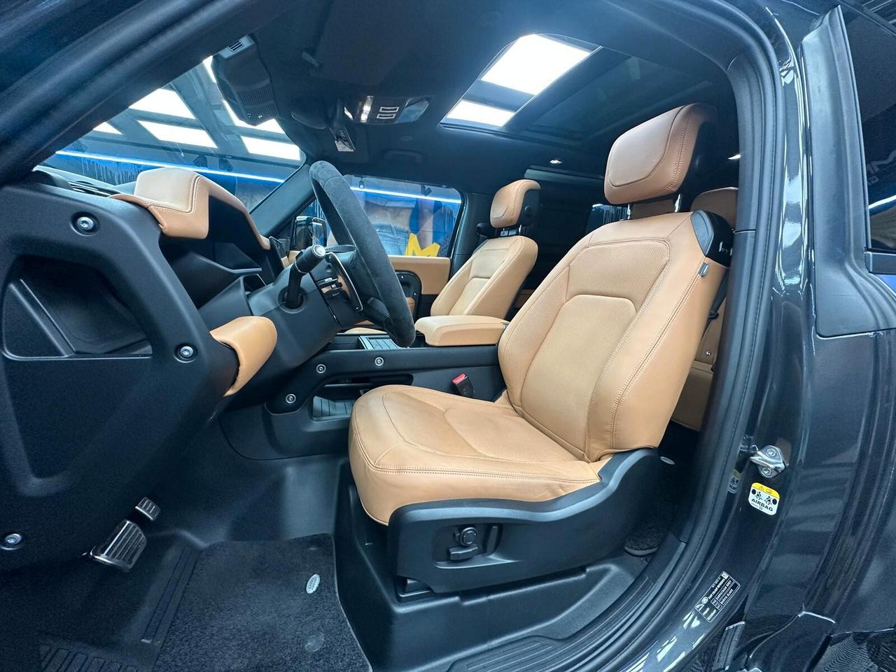 Land Rover Defender 90 5.0 V8 Carpathian Edition awd (514)