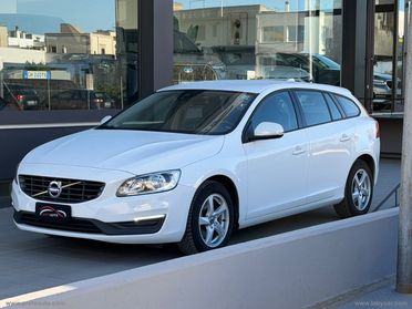 VOLVO V60 D2 Geartronic Business