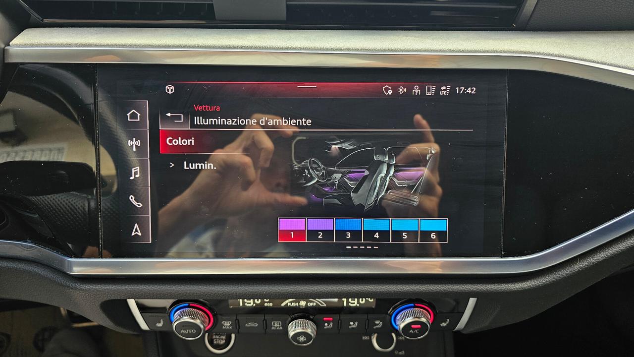 Audi Q3 SPB 45 TFSIe 245CV S tronic line IDENTITY BLACK UNIPRO' IVA ESPOSTA TAGL UFF
