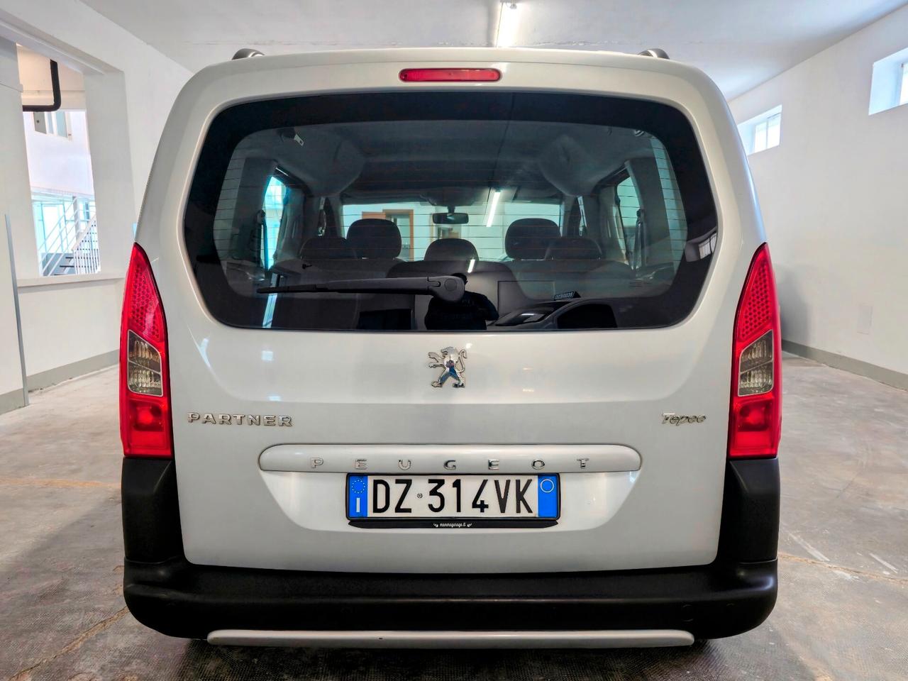 Peugeot Partner Tepee 1.6 HDi 110CV Outdoor
