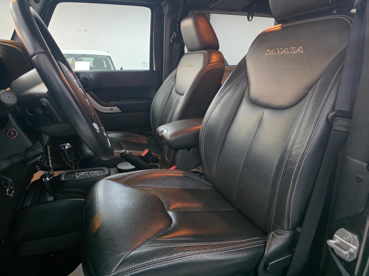 Jeep Wrangler Unlimited 2.8 CRD DPF Sahara Auto