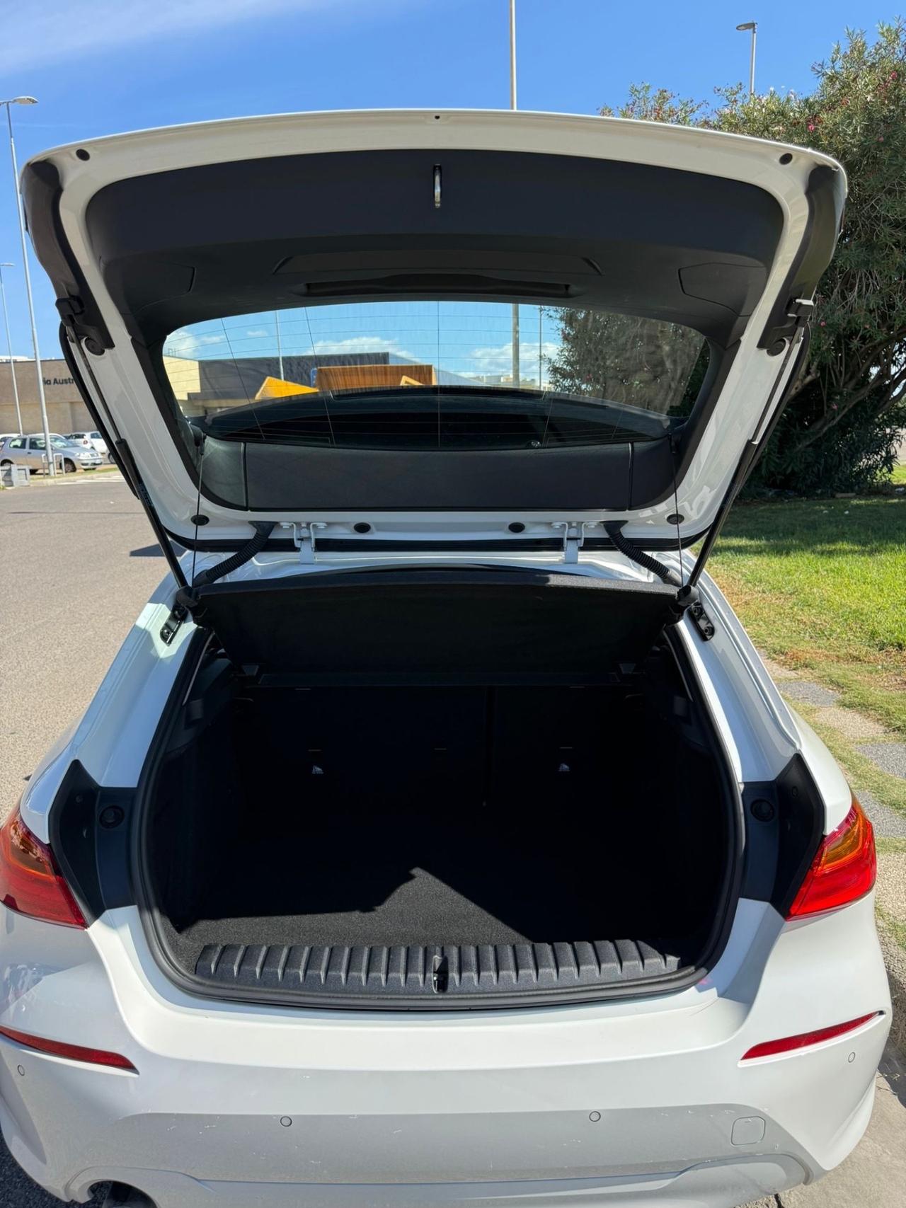 Bmw 116d-IVA Esposta compresa -Neopatentati- Anche Permuta
