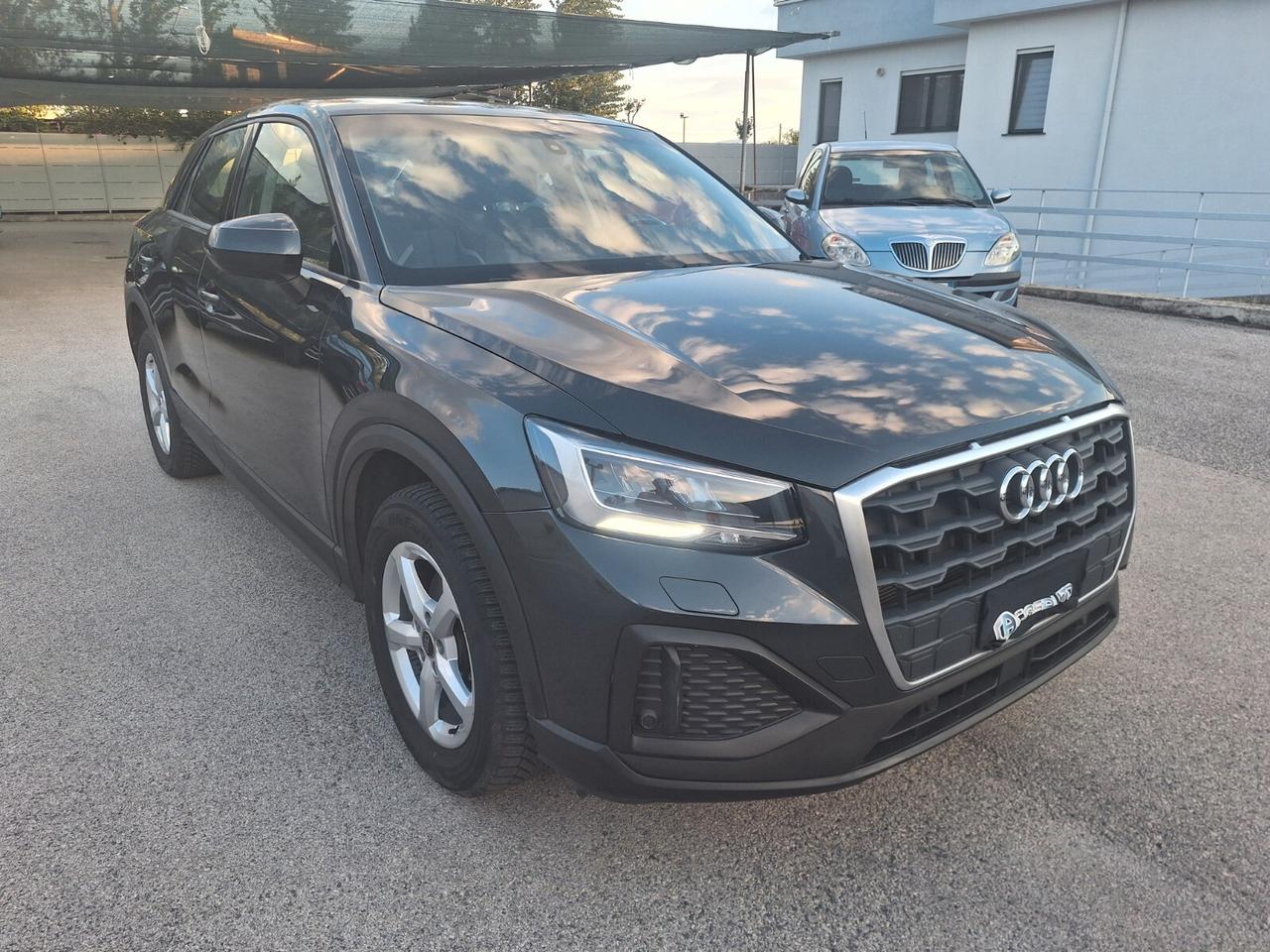 Audi Q2 30 TDI Business Advanced