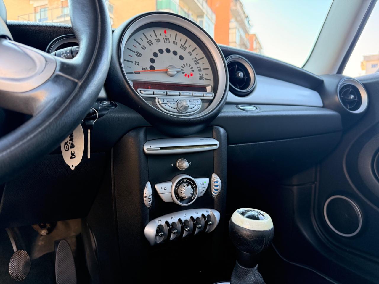 Mini Cooper Restayling 1.6diesel Full Perfett