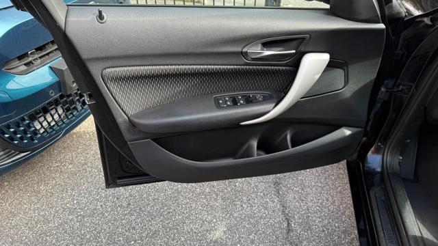 BMW 116 d 5p. BUSINESS 116CV AUTO*NEOPATENTATO*NAVI*C.L.16