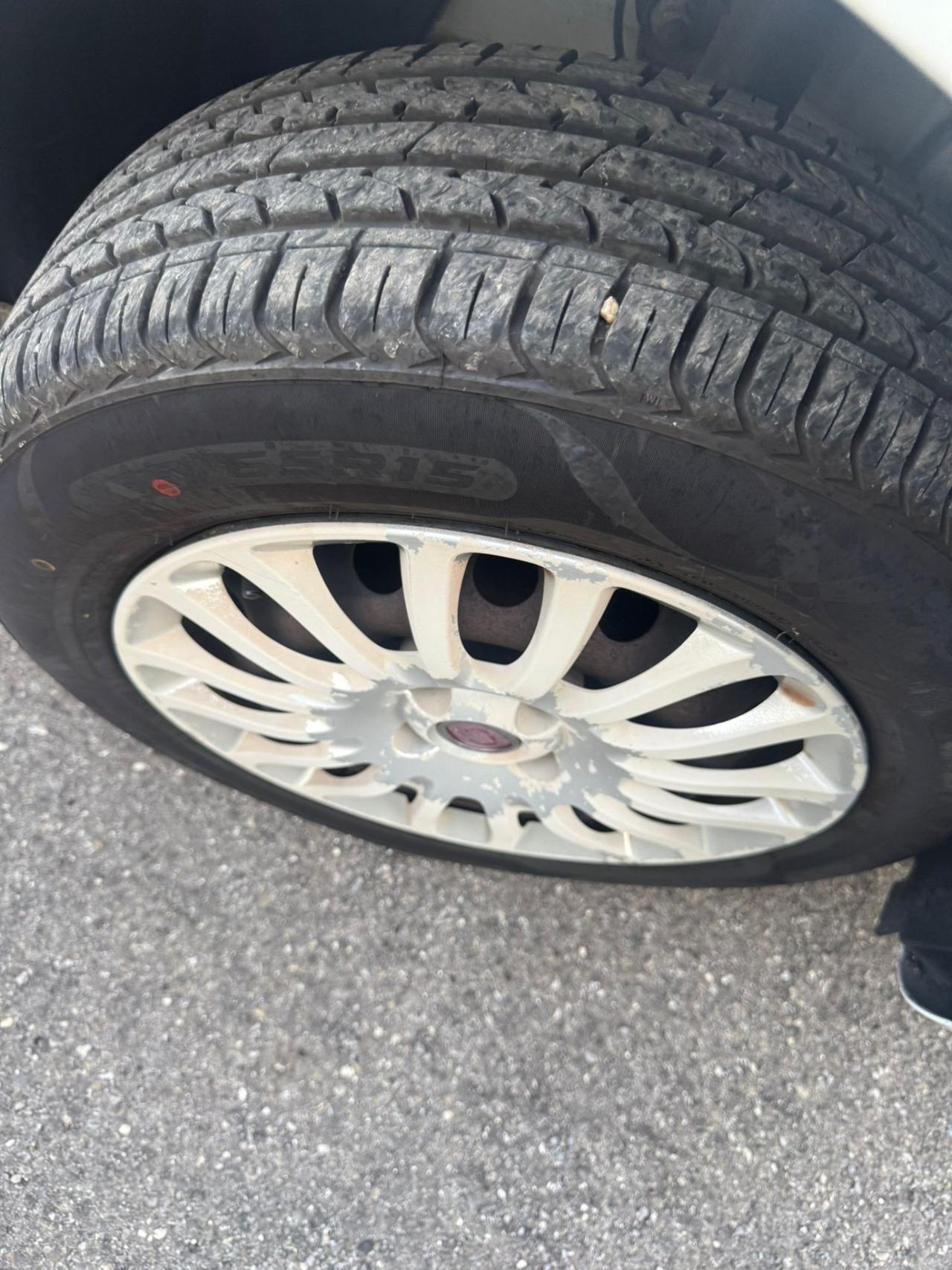 FIAT G PUNTO EVO 1.4 BENZ METANO NEOPATENETATI